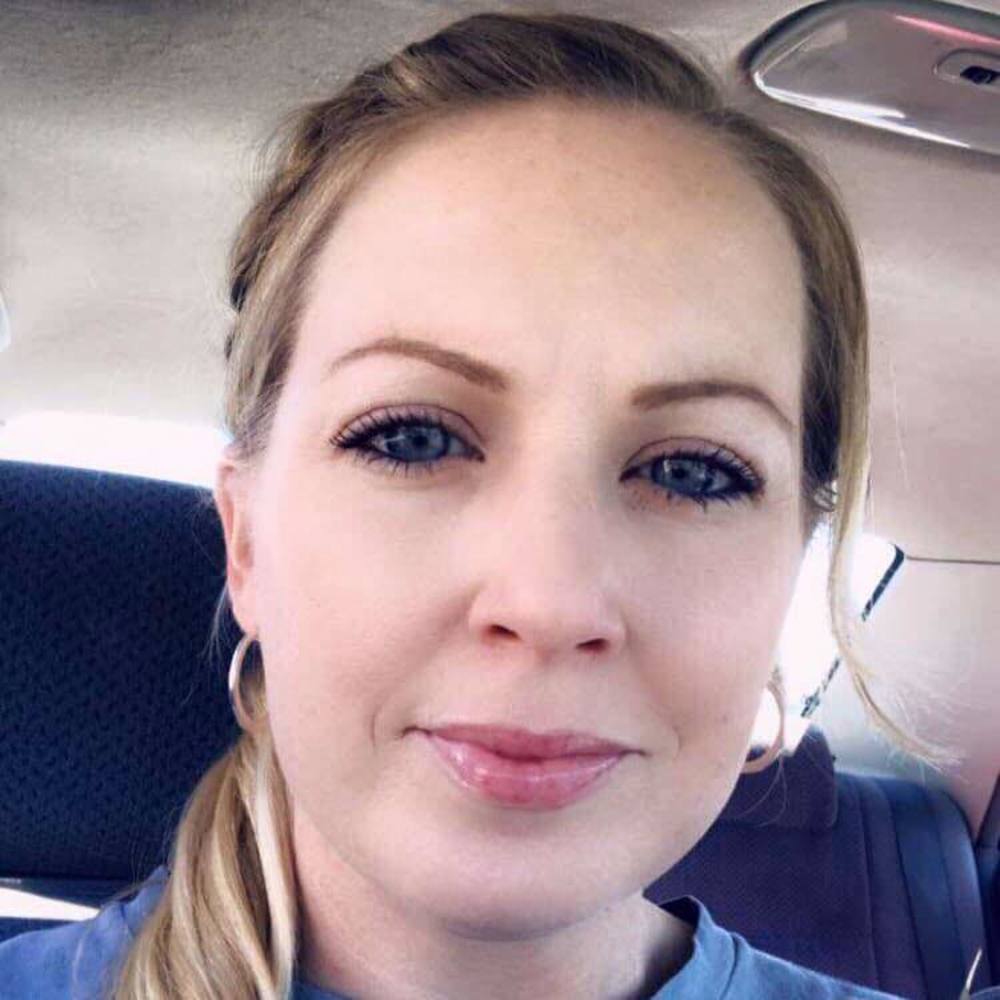 Meet your Posher, Lynn